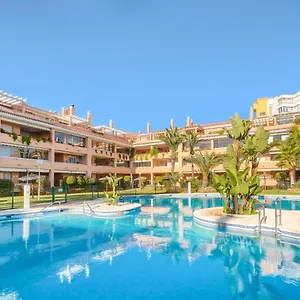 siesta-beach-con-playa-piscina-y-parking.es-andalucia.com/
